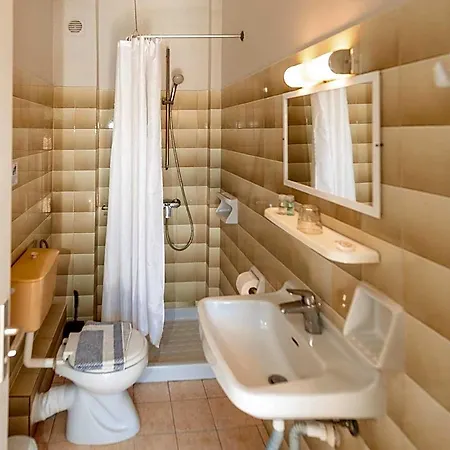 Vassilis Paradise Garden فندق 3*