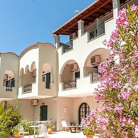 Vassilis Paradise Garden فندق 3*